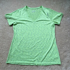 Reebok Women's Green Athletic T-Shirt - Size L - EUC - 100% Polyester